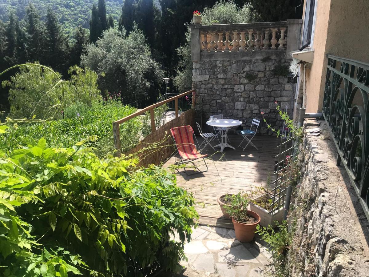 Residence Lou Naouc Grasse Bagian luar foto