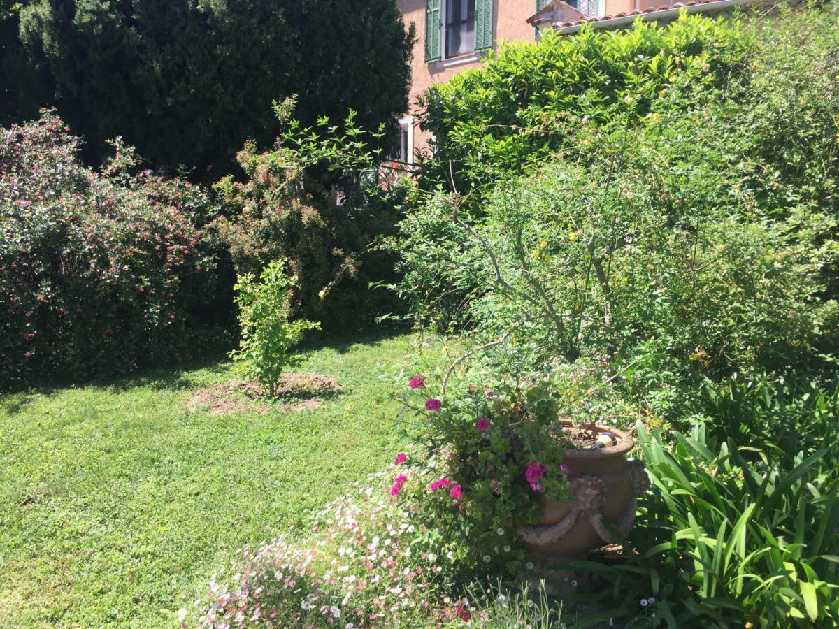 Residence Lou Naouc Grasse Bagian luar foto