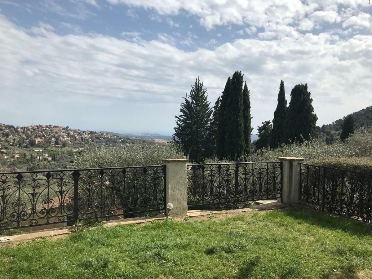 Residence Lou Naouc Grasse Bagian luar foto